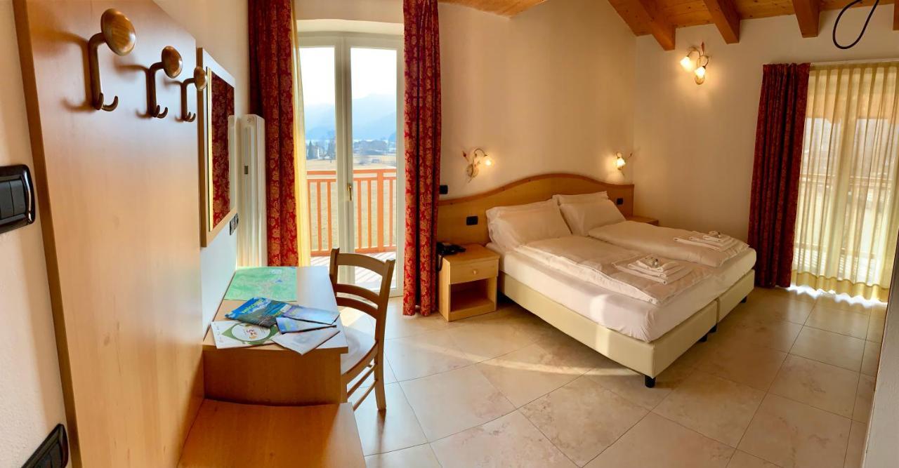 Alpieve Albergo Pieve Pieve Di Ledro Extérieur photo